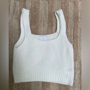 Isalis white knit top LIKE NEW